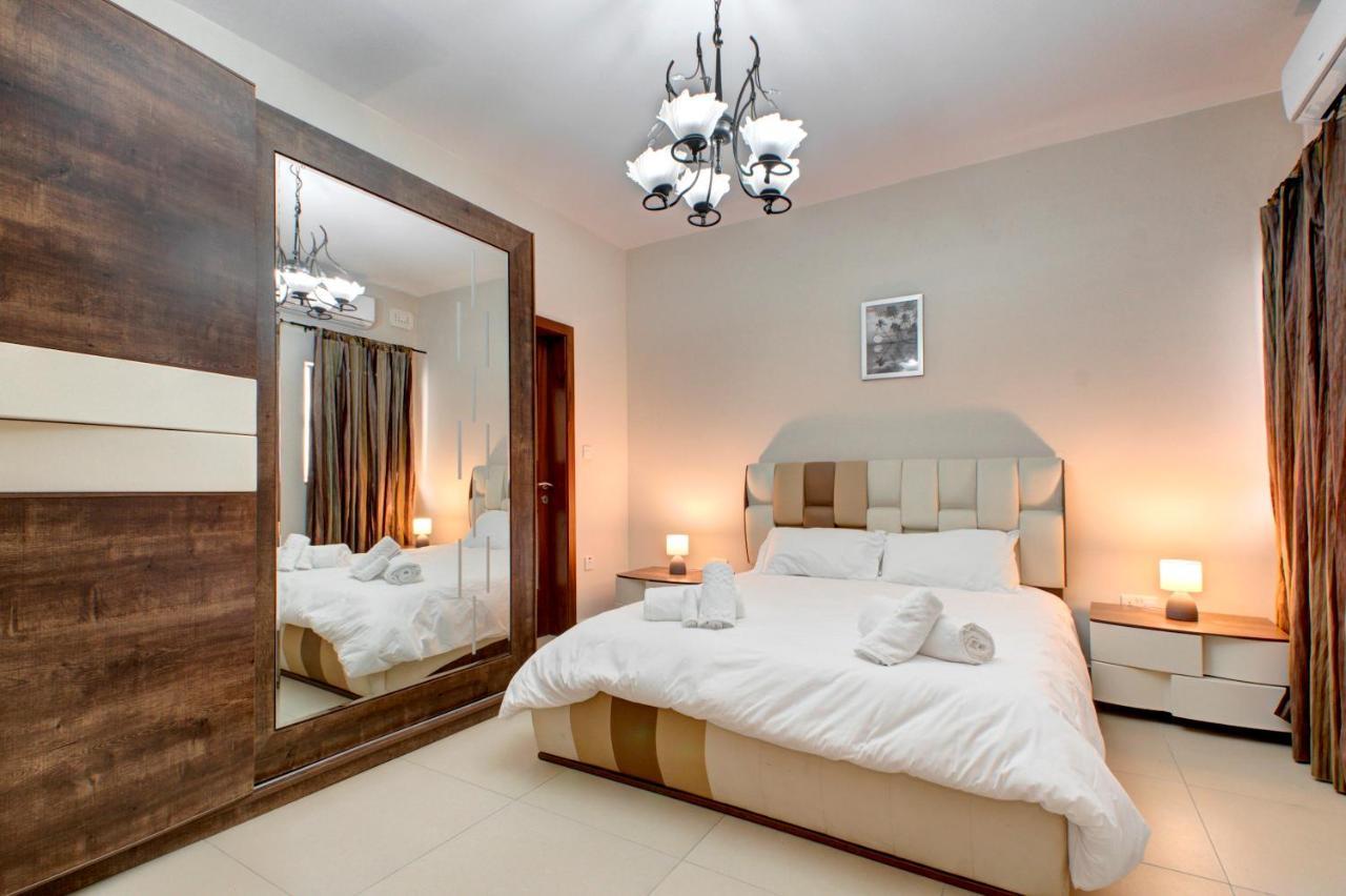 Modern Seaside 2 Bedroom Penthouse With Sea Views St. Paul's Bay Ngoại thất bức ảnh